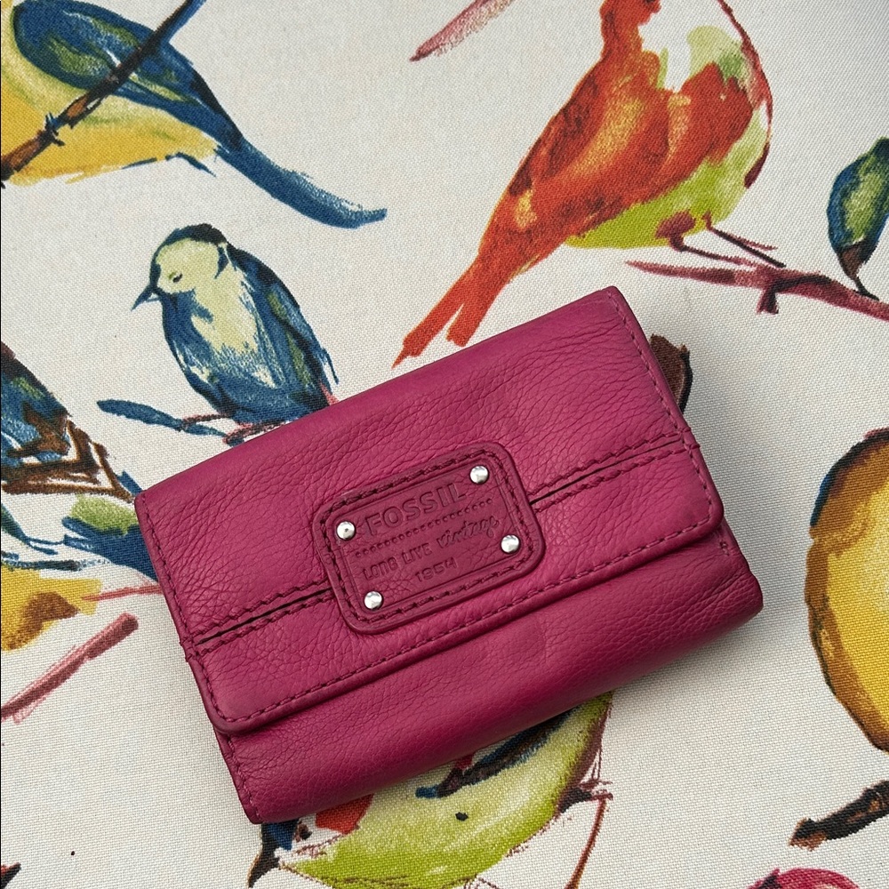 Fossil Fuchsia Leather Women's Wallet